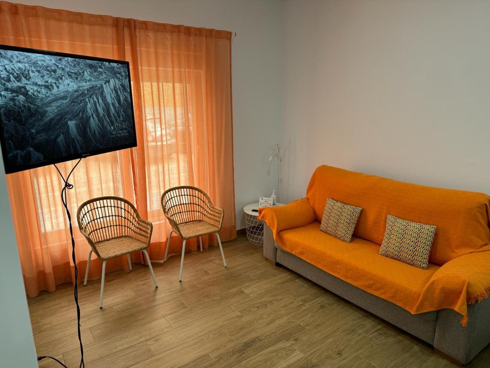 Orange Suite By Alhaurin Loft City Center アラウリン・デ・ラ・トレ エクステリア 写真