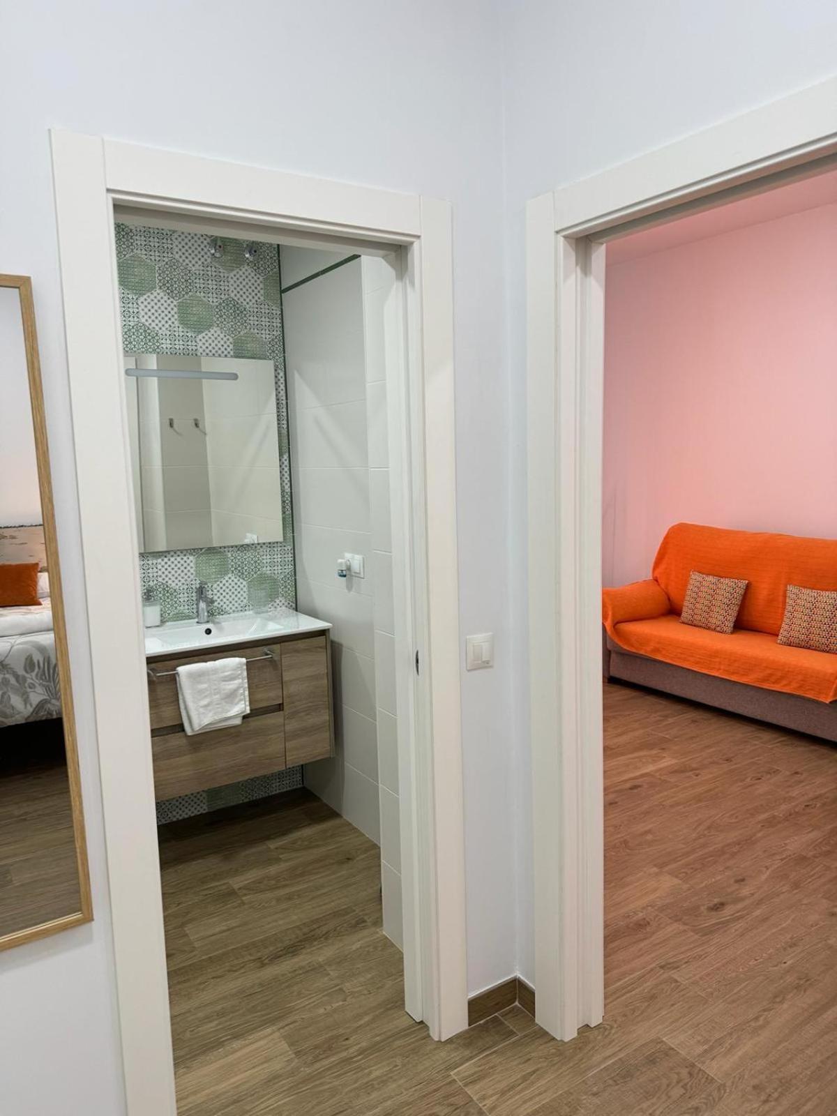 Orange Suite By Alhaurin Loft City Center アラウリン・デ・ラ・トレ エクステリア 写真
